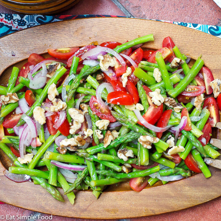 Fresh asparagus, red onions, cherry tomatoes and a dijon mustard & white wine vinaigrette.