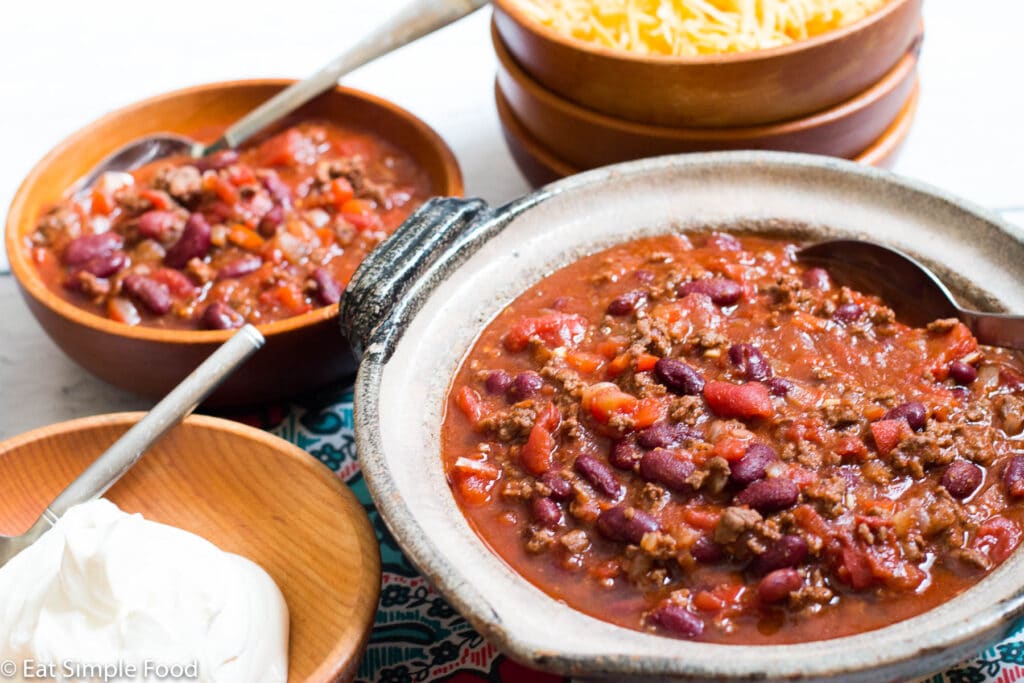 Easy And Classic Beef And Bean Chili Recipe Eat Simple Food