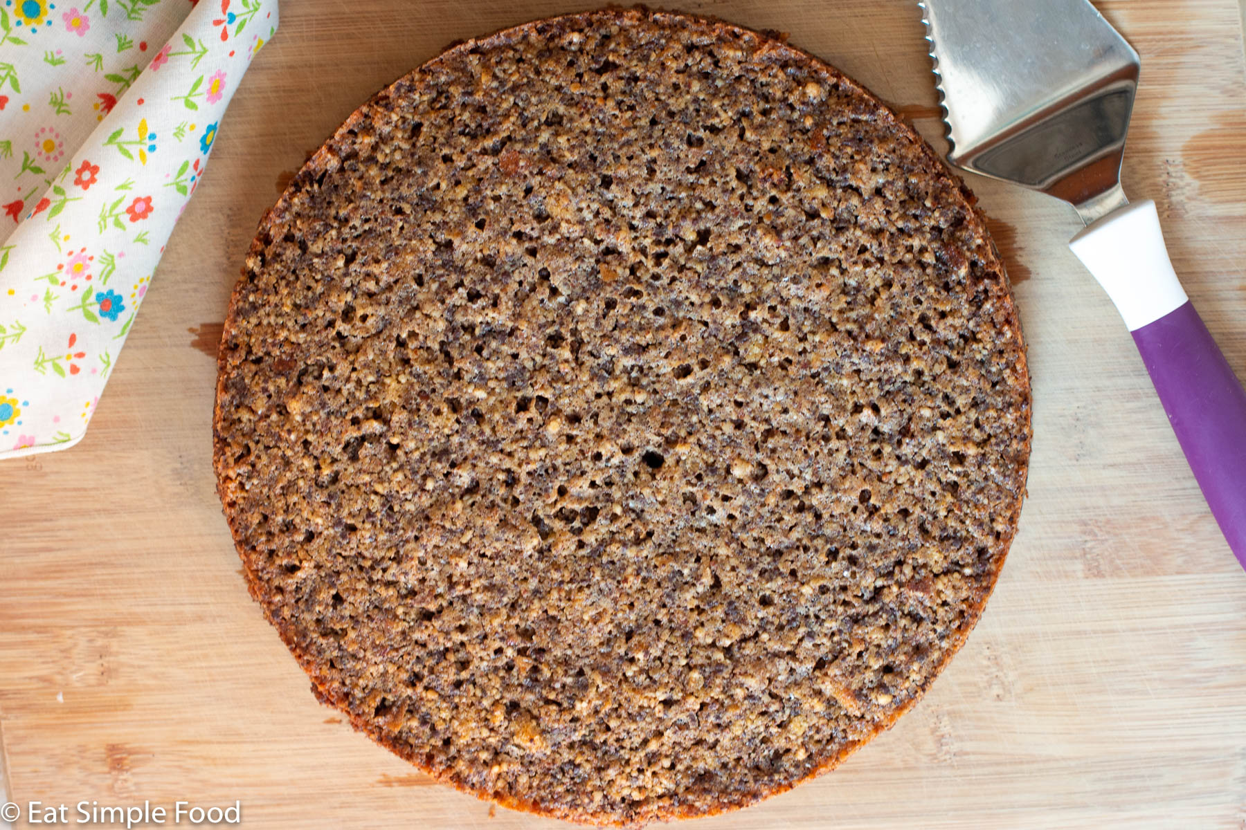 Top view. Cooked whole cake / torte.